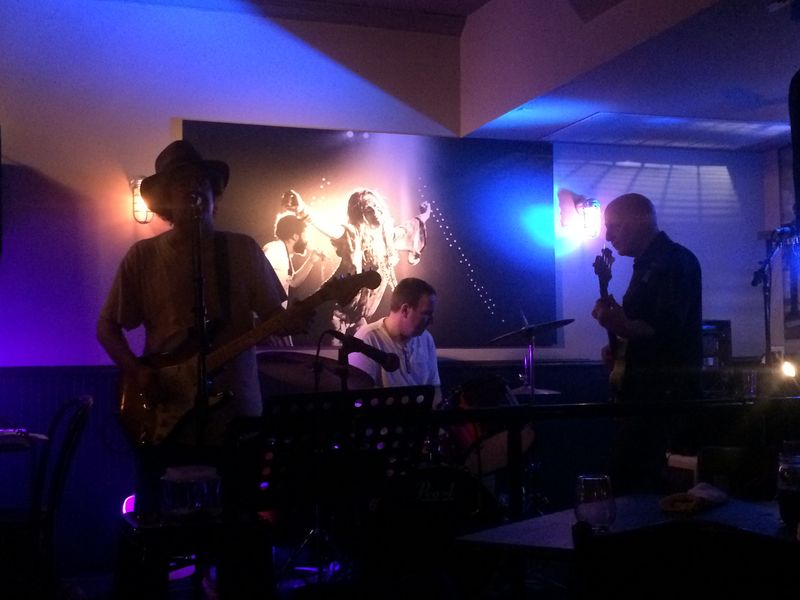 Wild Horse Tavern 080915